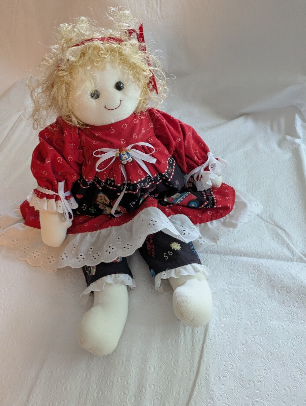 Vtg rag doll black button eyes blonde curly hair 21 in tall soft cloth doll